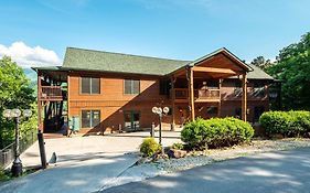Hickory Ridge By Avantstay Incredible Private Elevated Cabin Sleeps 20